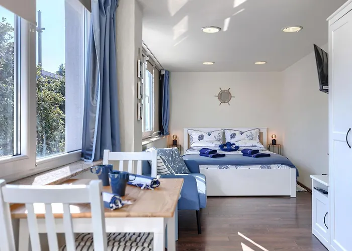 Studio Nina By Interhome